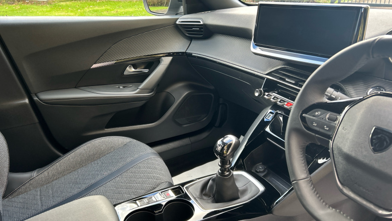 Peugeot 2008 1.2 PureTech 130 Allure 5dr Petrol Estate